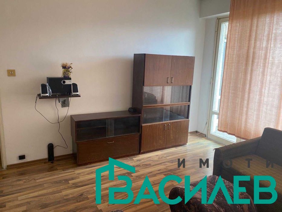 Дава се под наем Едностаен апартамент в София, Център - 45 кв.м за 368.73 € - Снимка #1
