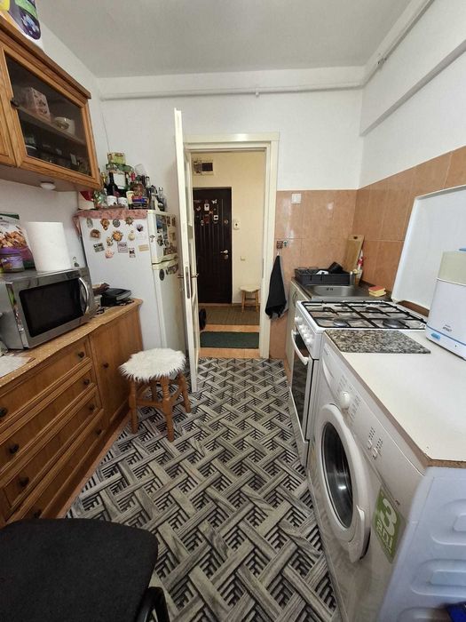 Apartamen 2 camere de închiriat