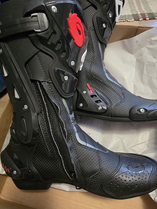 Ghete moto SIDI ST Air  nr. 44 ca noi