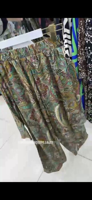 Костюм шикарный на лето