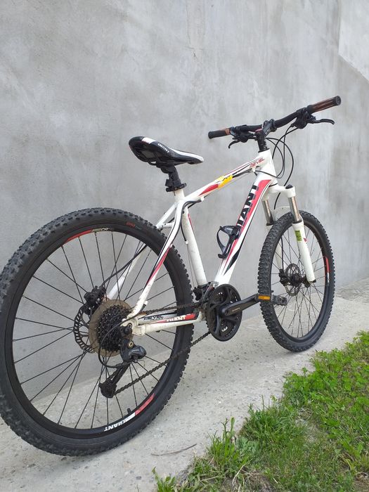 Bicicleta de vânzare