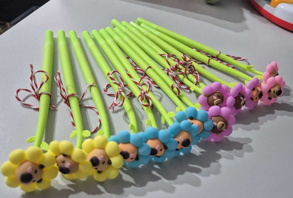 Mărțișoare noi fete