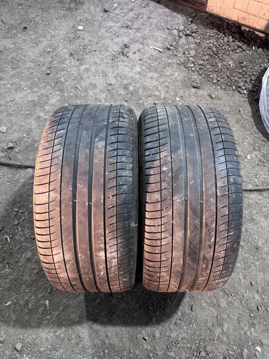 Шины перед  245/35/19 зад 275/35/19