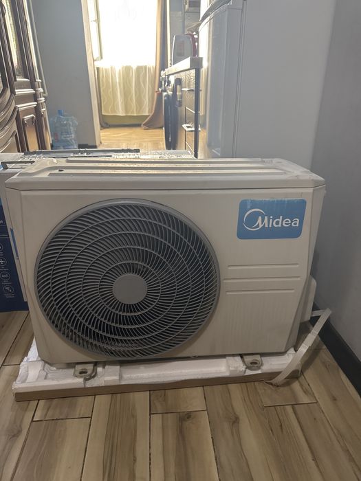 Кондиционер Midea 12 б/у