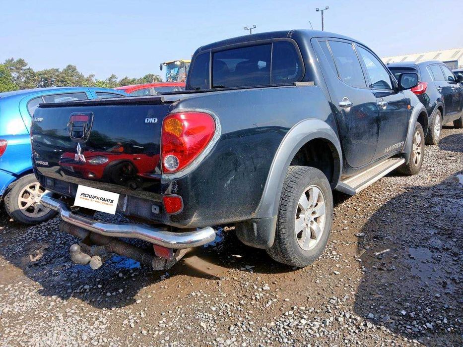Dezmembrez Mitsubishi L200 2.5 Diesel 2007