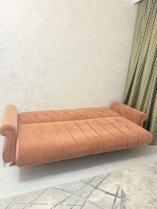 Продам диван в хорошем состочнии