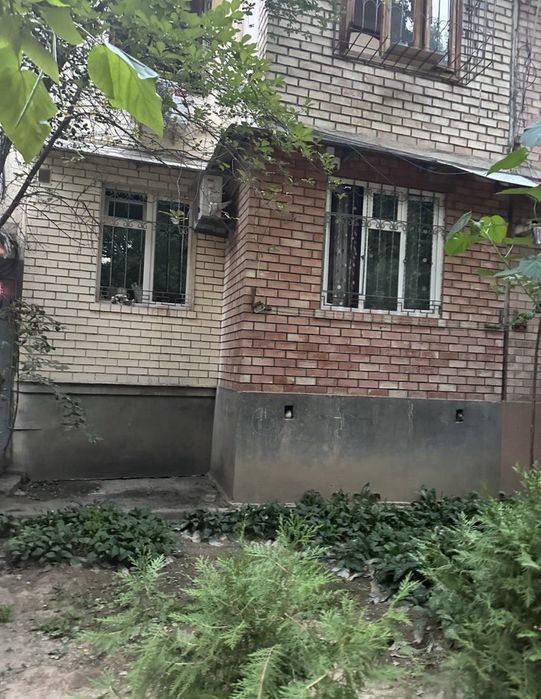 Чиланзар 11 квартал 2/1/4 48м²