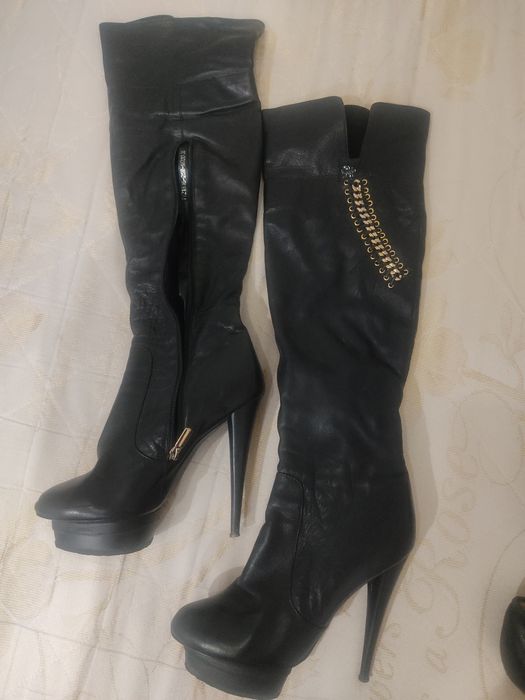 Продаются ботфорты, батальон,басаножка.