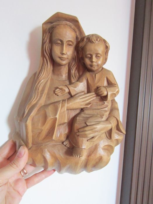 cadou rar Craciun Fecioara Maria cu pruncul sculptura lemn
