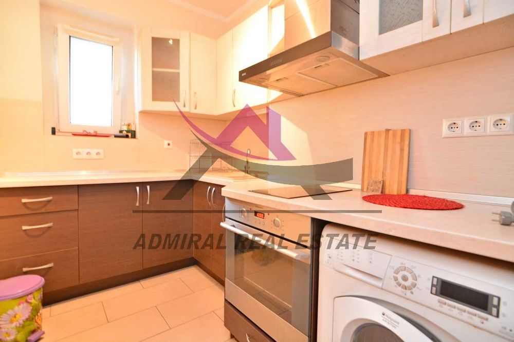 Продава се Тристаен апартамент в Варна, Гръцка махала - 120 кв.м за 1530 €/кв.м - Снимка #1