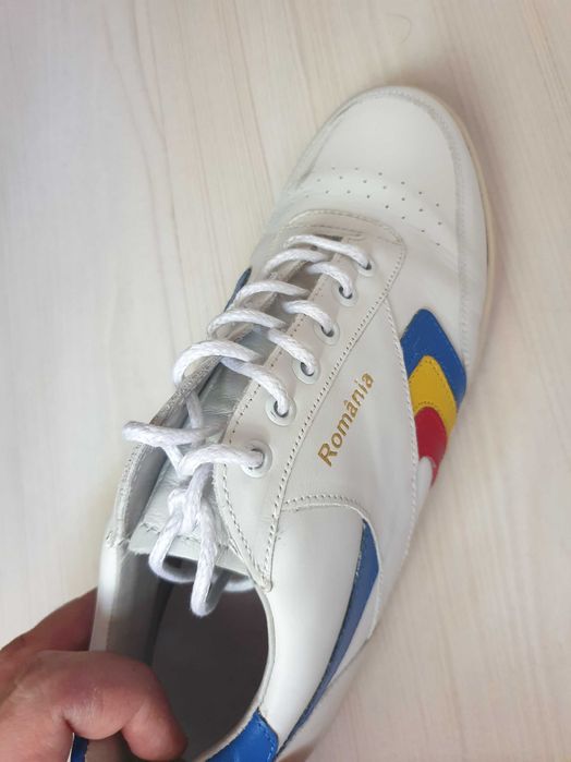 Adidasi colectie Lot National Romania nou- unicat Schimb cu diverse