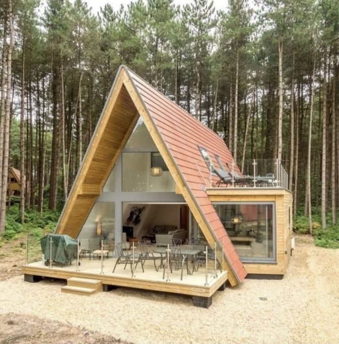 Meserias in constructi cabane stil A frem detali la tel