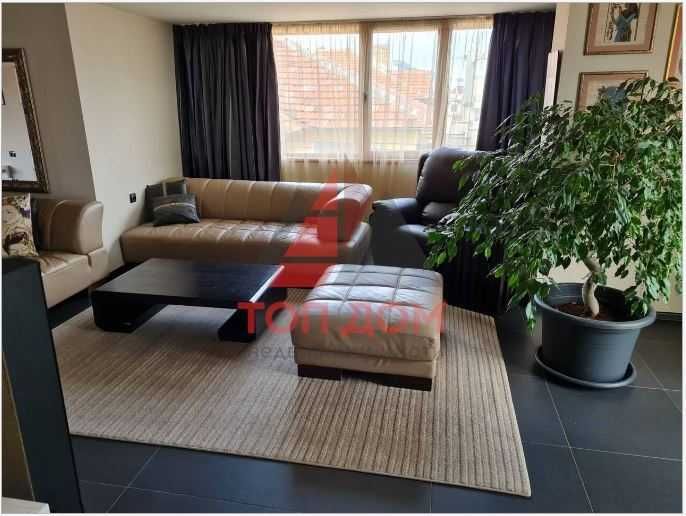 Дава се под наем Мезонет в Варна, Цветен квартал - 150 кв.м за 650 € - Снимка #2