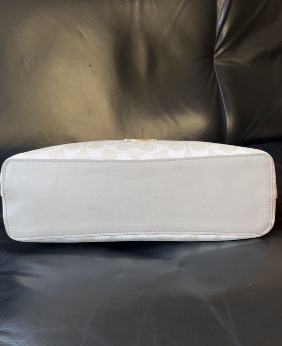 Оригинална чанта COACH – нова, СПЕШНО