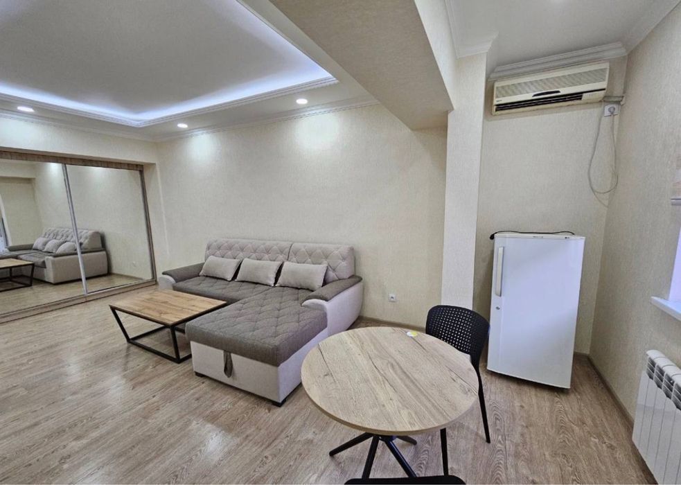 Аренда квартира центр ойбек ц7