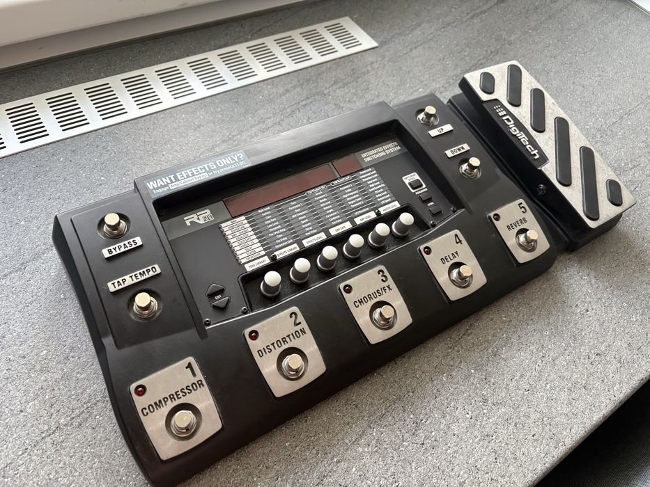 Procesor efecte chitara Digitech RP500