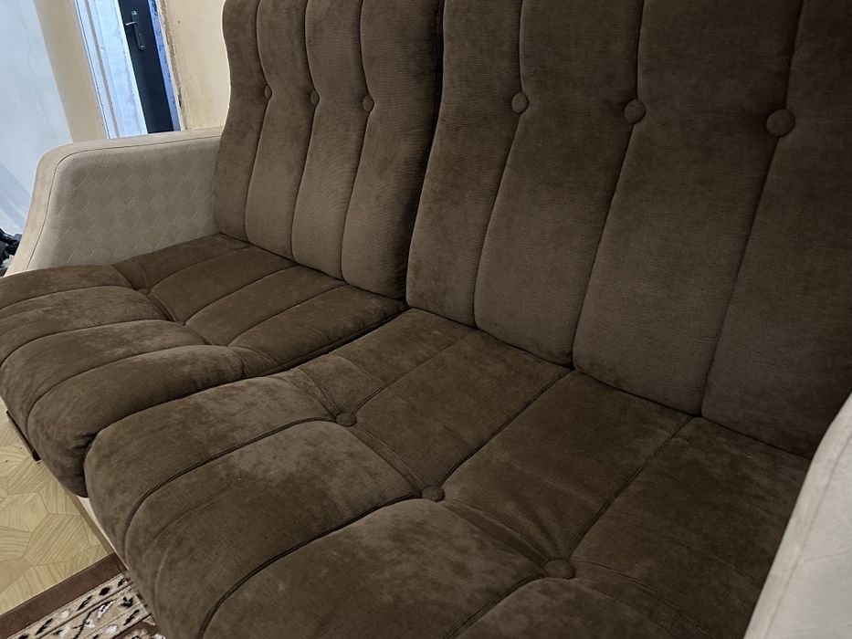 Диван в отличном состоянии