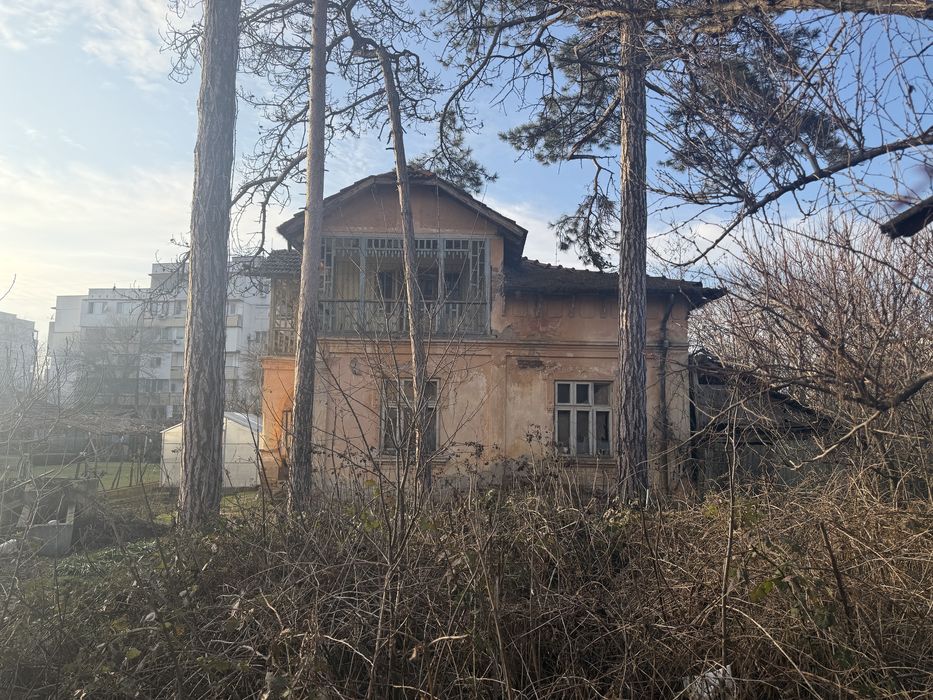 Къща с двор Козлодуй