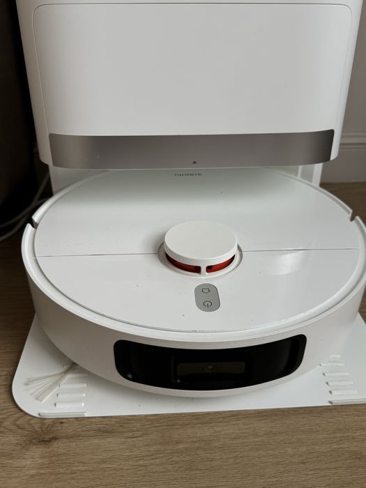 Продам робот пылесос