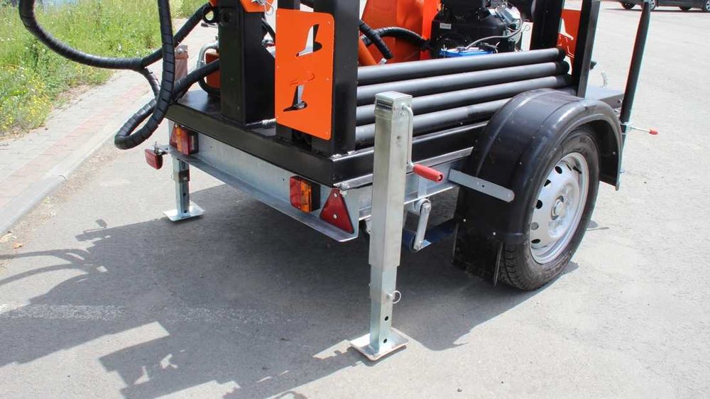 Нова Професионална Сондажна машина Car-120EC до 120 метра от Европа