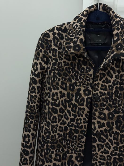 Стильный пиджак MANGO