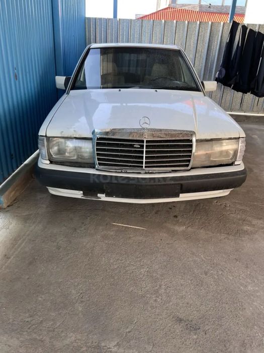 Mercedes-Benz 190