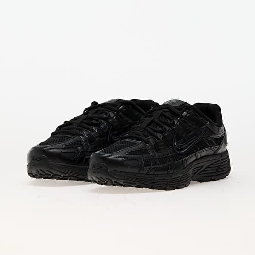 Nike.    P - 6000