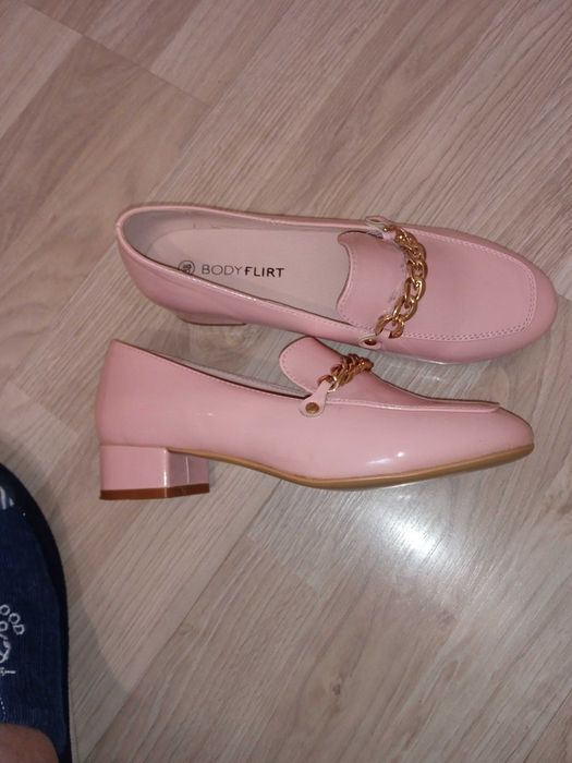 Туфли женские стильные