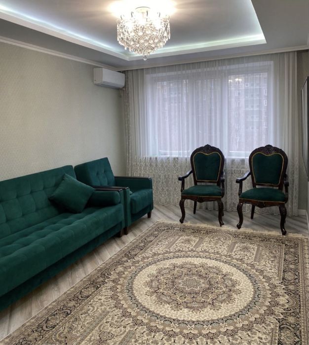 Продам диван и два кресла