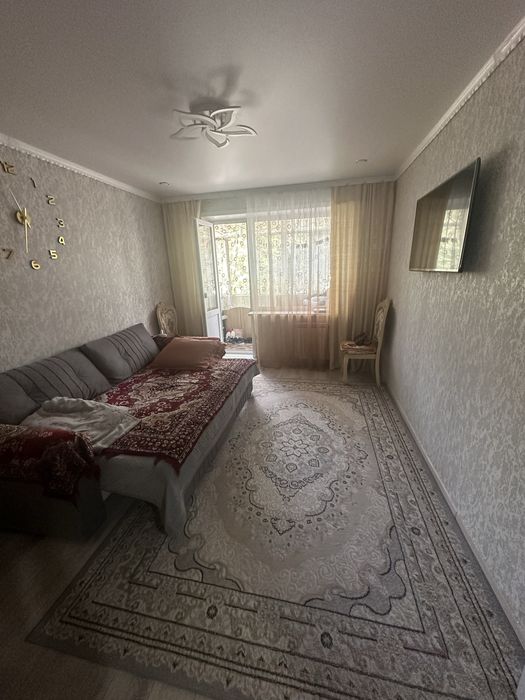 Продам квартиру двухкомнатную