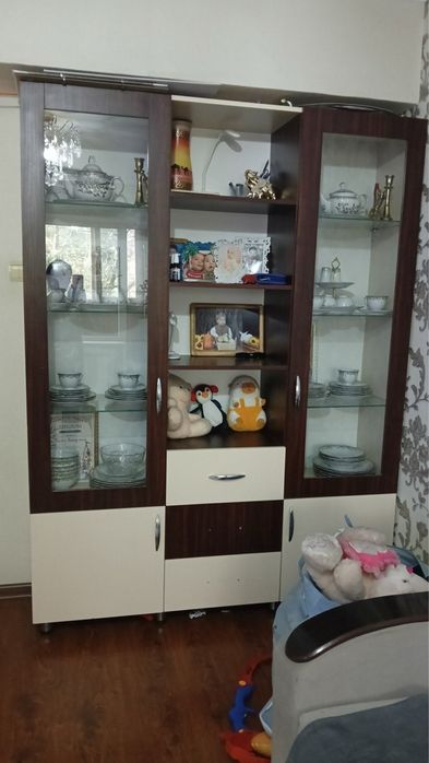 Продам стенку дешево