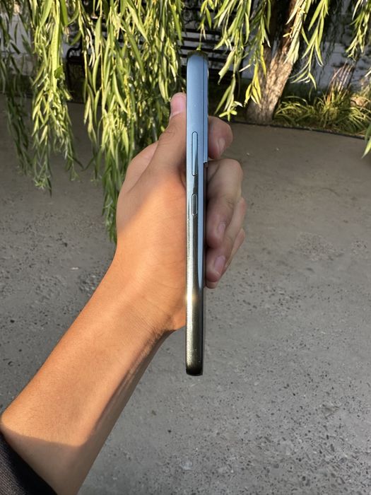 Samsung S22 8/256gb