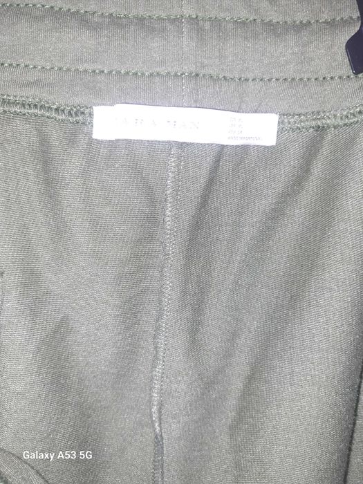 Pantaloni camuflaj