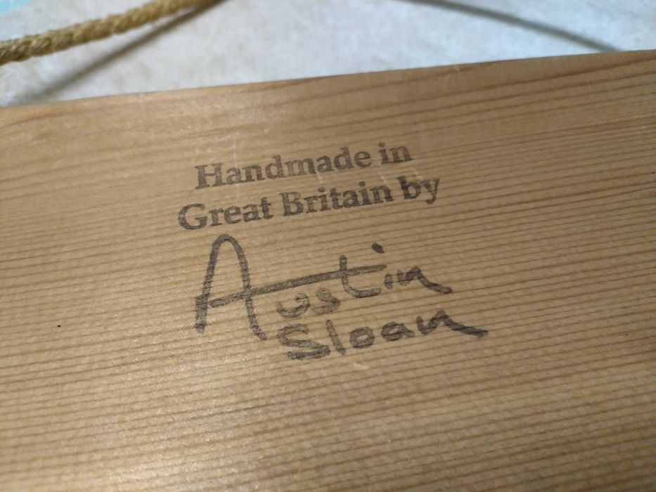 оригинална дървена ретро табела с надпис и печат отзад от Англия