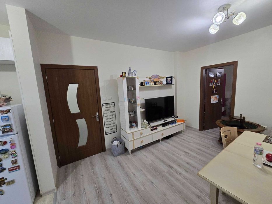 Тристаен апартамент