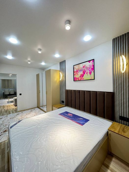 Чиланзар 23 2/5/5 кирпич 2*6 балкон С ремонтом