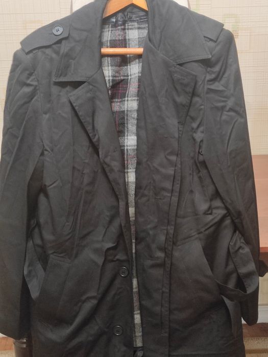 Муж. черный утеп плащ 46- 48 р.