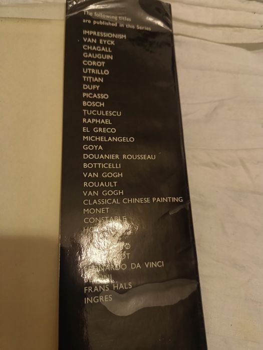 Vând ambele  cărți album