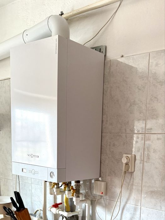 Apartament 2 camere - Etaj 1 - decomandat - gaz