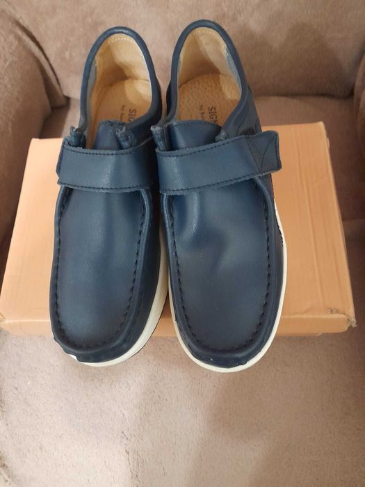 Pantofi din piele naturala, masura 38, foarte confortabili