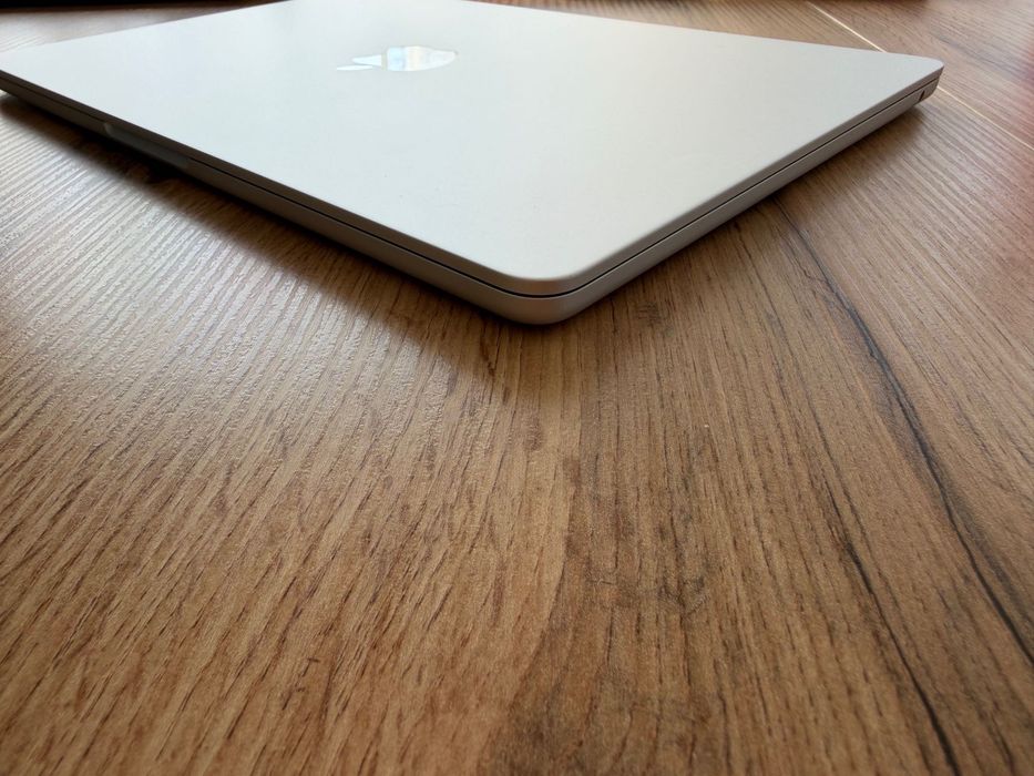 MacBook Air 13" M4 Chip 10-CPU, 10-GPU, 16GB RAM, 512GB SSD