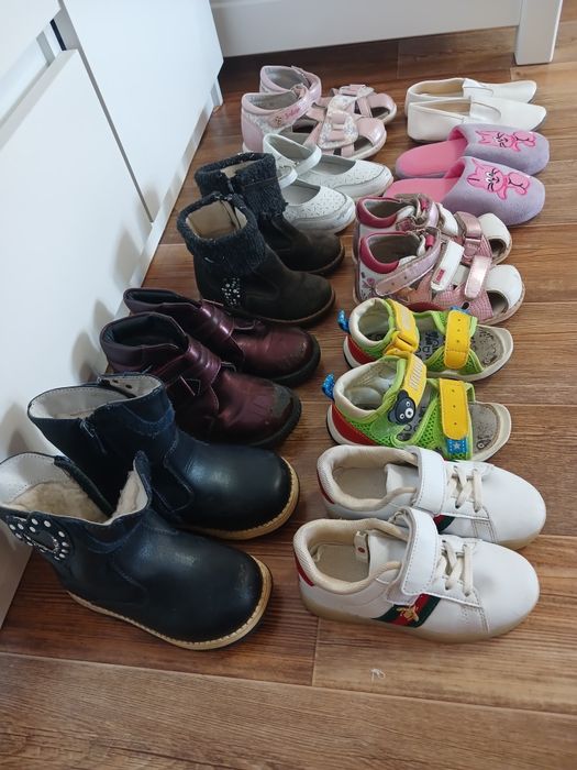 Продам детскую обувь для девочек по 500 тг