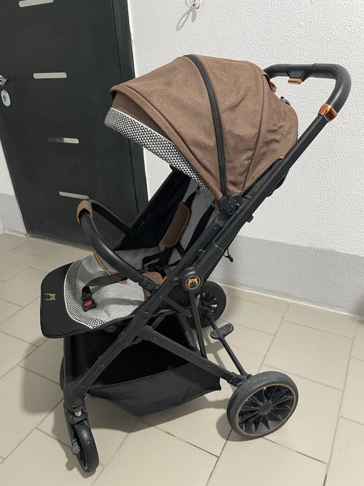 Продам коляску в хорошем состоянии