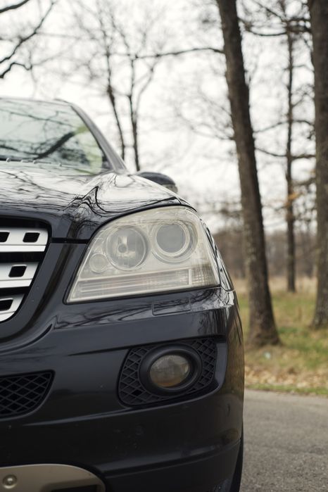 Dezmembrez Mercedes ML320, ML350, ML280 ML300 W164 far bara capota inj