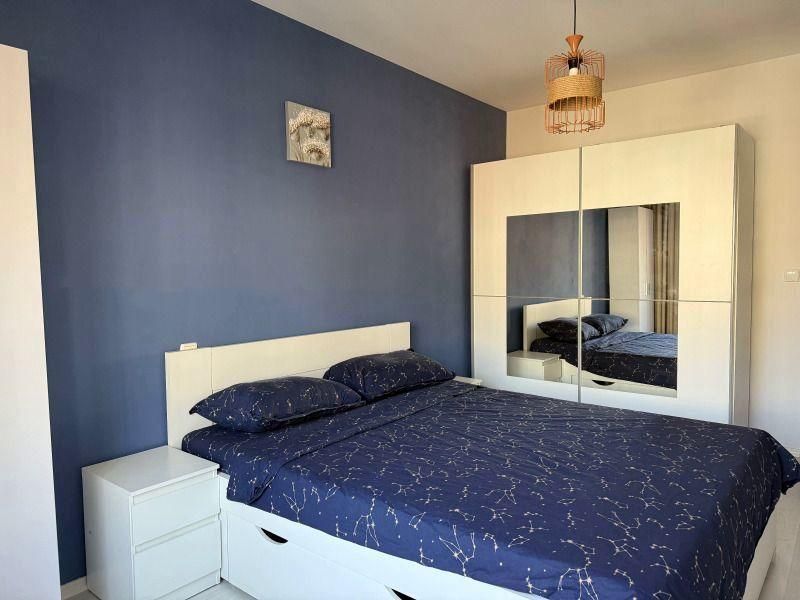 Двустаен апартамент в ж.к. Павлово.