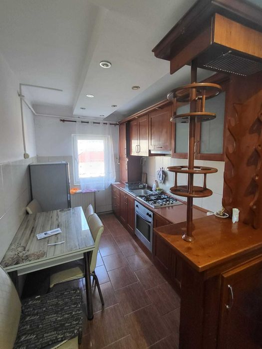 Inchiriez apartament 2 camere in Lugoj, micro 3