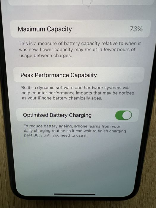 iPhone 11 Pro Max Gold 64 GB