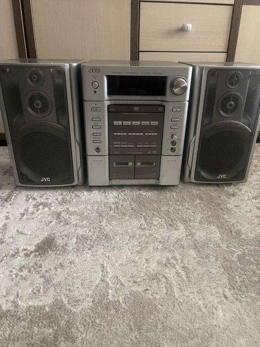 Музыкальный центр JVC