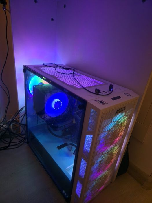 PC Gaming, Ryzen 5 5600X, 32 GB RAM 3200 Mhz, RTX  4060 + monitor 144