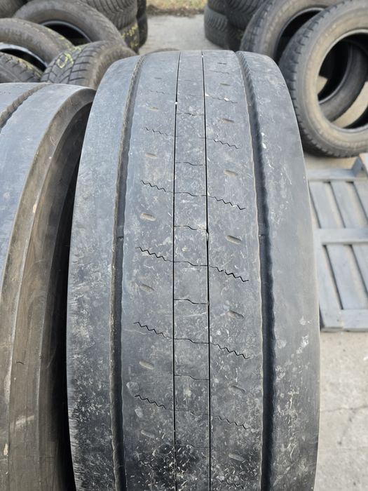 Anvelope de directie 295-80r22.5 Bridgestone